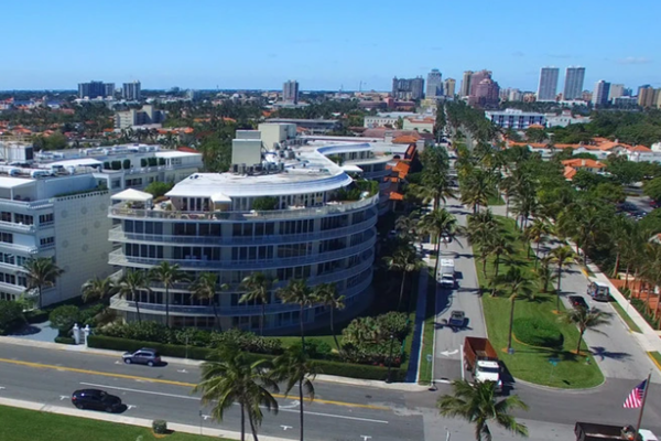 雙碳時代，什么樣的綠色建筑，能讓居住擁抱自然？